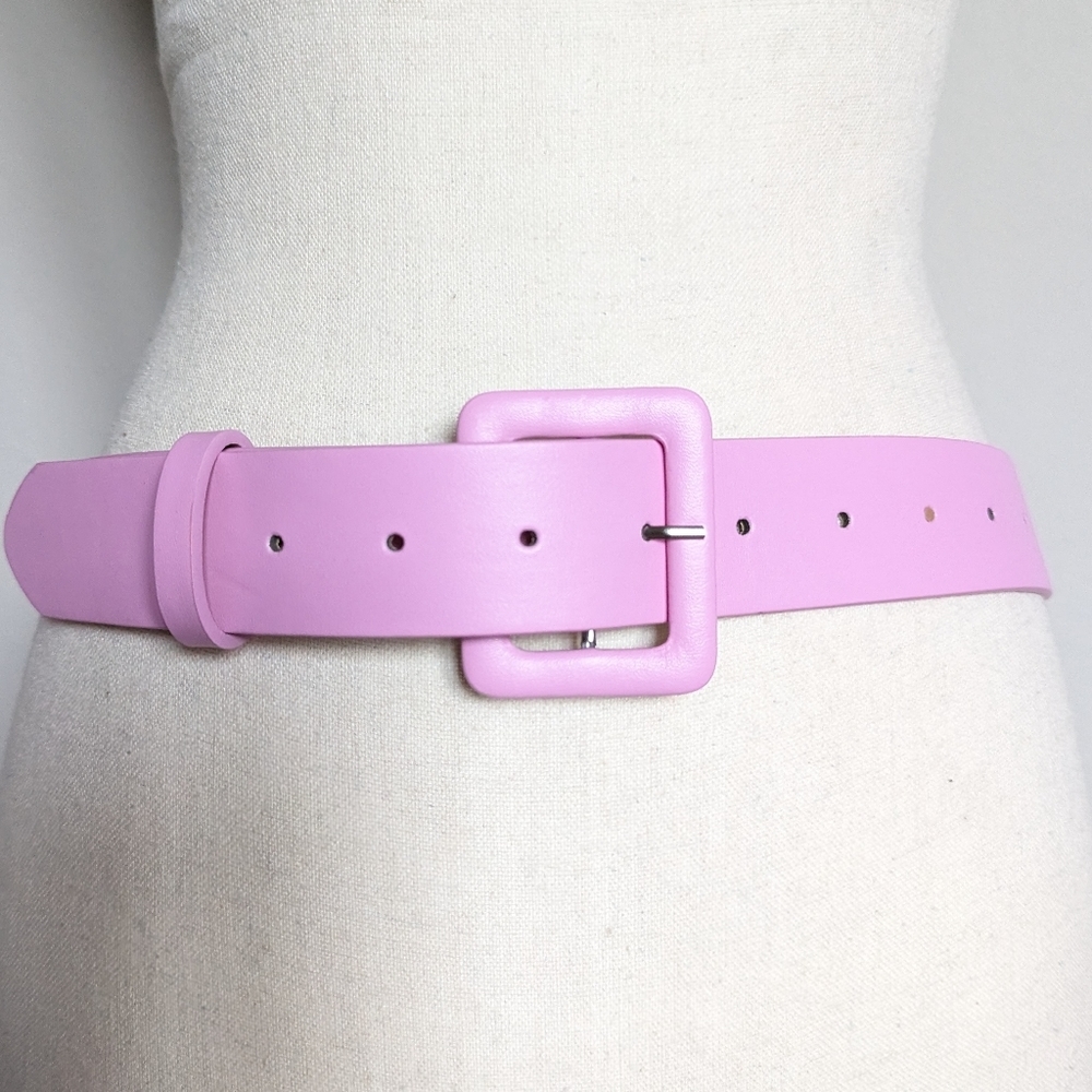 Pink faux leather adjustable belt - Picture 3 of 3